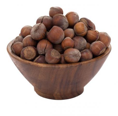 طبیعت گرم فندق خام