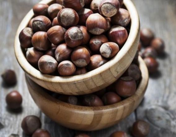 فواید مصرف فندق تازه