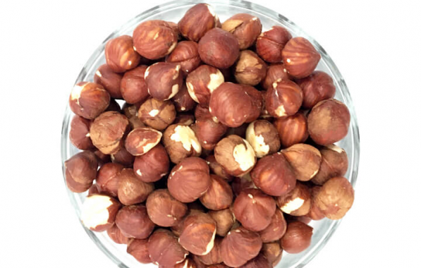 فندق حاوی مقدار زیادی چربی خوب است